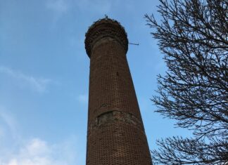 Anadolu Sütunlu Lahiti ve İçerisindeki Eserler
